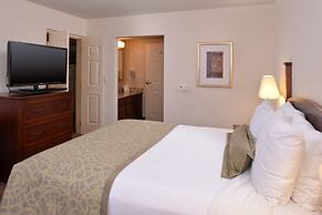 Staybridge Suites Indianapolis-Airport by IHG