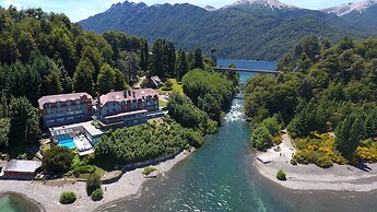 Correntoso Lake & River Hotel