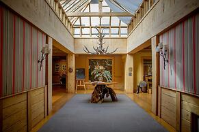 Correntoso Lake & River Hotel