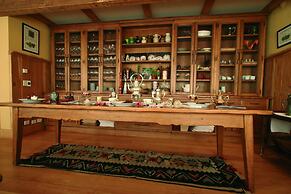 Correntoso Lake & River Hotel