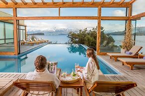 Correntoso Lake & River Hotel