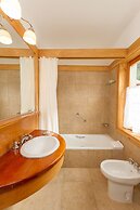 Correntoso Lake & River Hotel