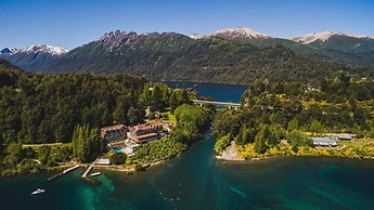 Correntoso Lake & River Hotel