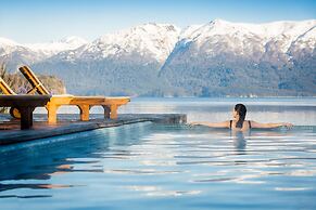 Correntoso Lake & River Hotel