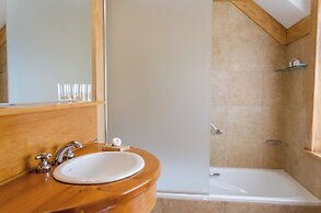 Correntoso Lake & River Hotel