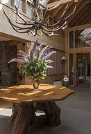 Correntoso Lake & River Hotel