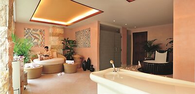 Mövenpick Hotel & Resort Al Bida'a Kuwait