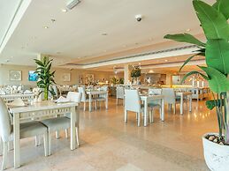 Mövenpick Hotel & Resort Al Bida'a Kuwait