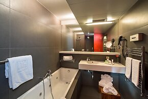 NH Collection Barcelona Constanza