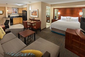 Residence Inn by Marriott Toronto Downtown / Entertainment District