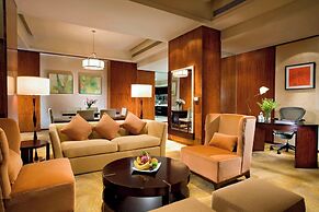 Sheraton Grand Shanghai Pudong Hotel & Residences