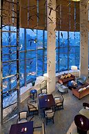 Sheraton Grand Shanghai Pudong Hotel & Residences