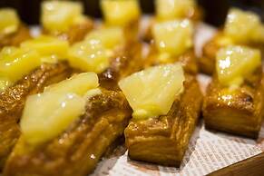 Sheraton Grand Shanghai Pudong Hotel & Residences