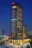 Sheraton Grand Shanghai Pudong Hotel & Residences