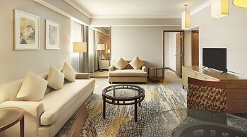 Sheraton Grand Shanghai Pudong Hotel & Residences