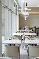 Sheraton Grand Shanghai Pudong Hotel & Residences