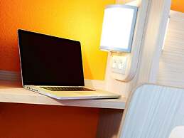 Premiere Classe Lyon Est - Aéroport Saint Exupéry