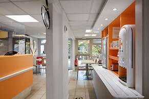 Premiere Classe Lyon Est - Bron Eurexpo