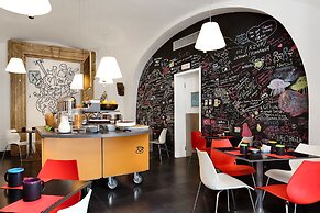 Hotel Piazza Bellini & Apartments