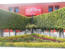 Hotel Puente Real