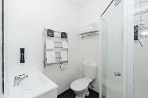 Gilmer Apartment Hotel