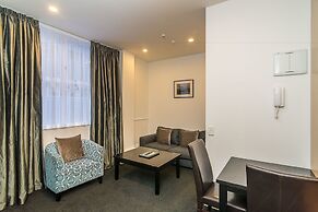 Gilmer Apartment Hotel