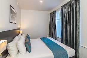 Gilmer Apartment Hotel