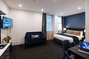 Gilmer Apartment Hotel