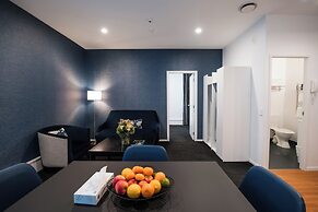 Gilmer Apartment Hotel
