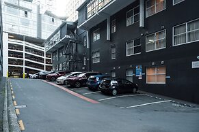 Gilmer Apartment Hotel