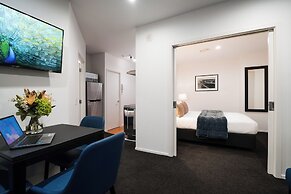 Gilmer Apartment Hotel