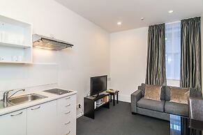 Gilmer Apartment Hotel