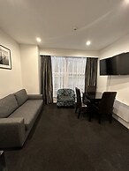 Gilmer Apartment Hotel