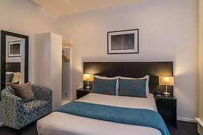 Gilmer Apartment Hotel