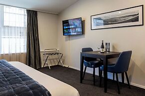 Gilmer Apartment Hotel