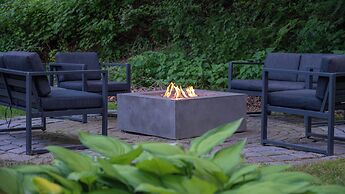 The Cornell Inn, Lenox & The Berkshires
