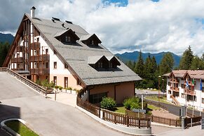 Neve Sole Folgarida Resort Aparthotel