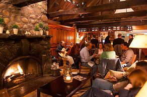 York Harbor Inn