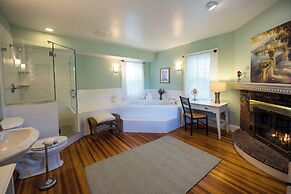 York Harbor Inn