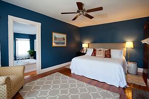 York Harbor Inn