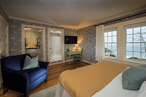 York Harbor Inn