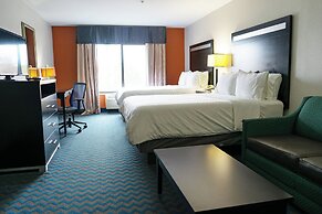 Holiday Inn Express & Suites Roanoke Rapids SE by IHG
