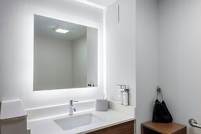 Holiday Inn Express & Suites Roanoke Rapids SE by IHG