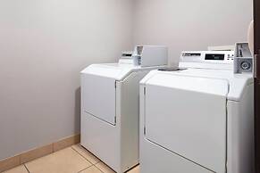 Holiday Inn Express & Suites Roanoke Rapids SE by IHG