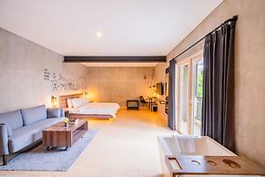 Stark Boutique Hotel and Spa Bali