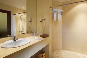 Keraton Jimbaran Beach Resort