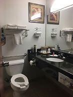 Days Inn & Suites by Wyndham Lakeland