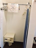 Days Inn & Suites by Wyndham Lakeland