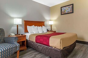 Econo Lodge Southern Pines