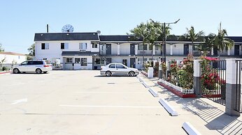 Value Inn Bellflower